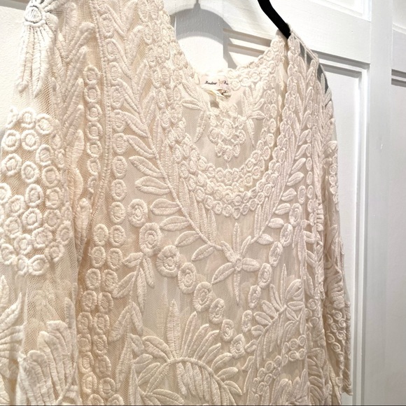 Anthropologie Meadow Rue XS Cream Ivory Embroidered Blouse - Picture 2 of 5